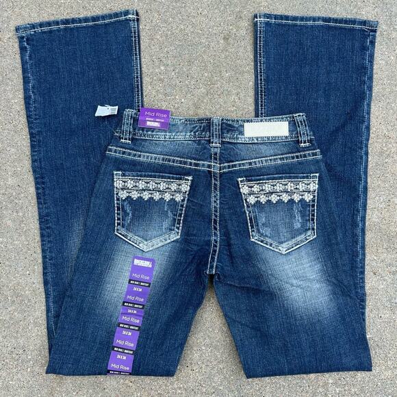 Rock & Roll Cowgirl Denim - Rock & Roll Cowgirl mid rise boot cut jeans embroidered bling pocket 24x34 NEW